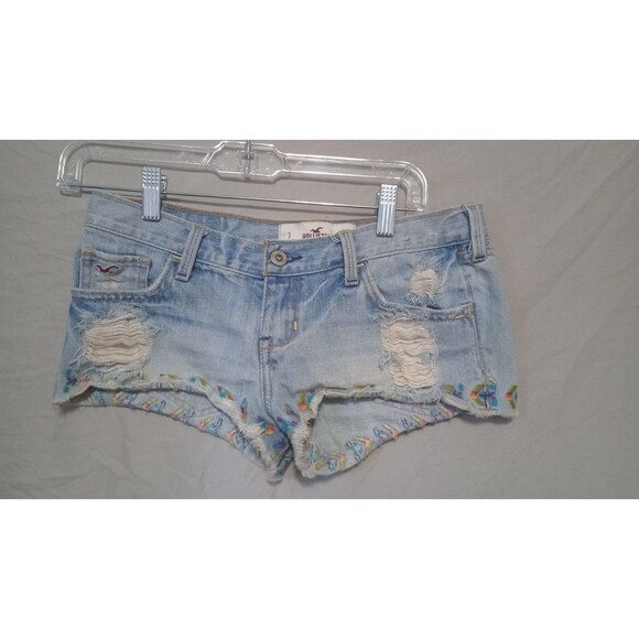 HOLLISTER Distress Embroidery Pocket Extreme Short Denim Short Size 3 - Picture 1 of 6